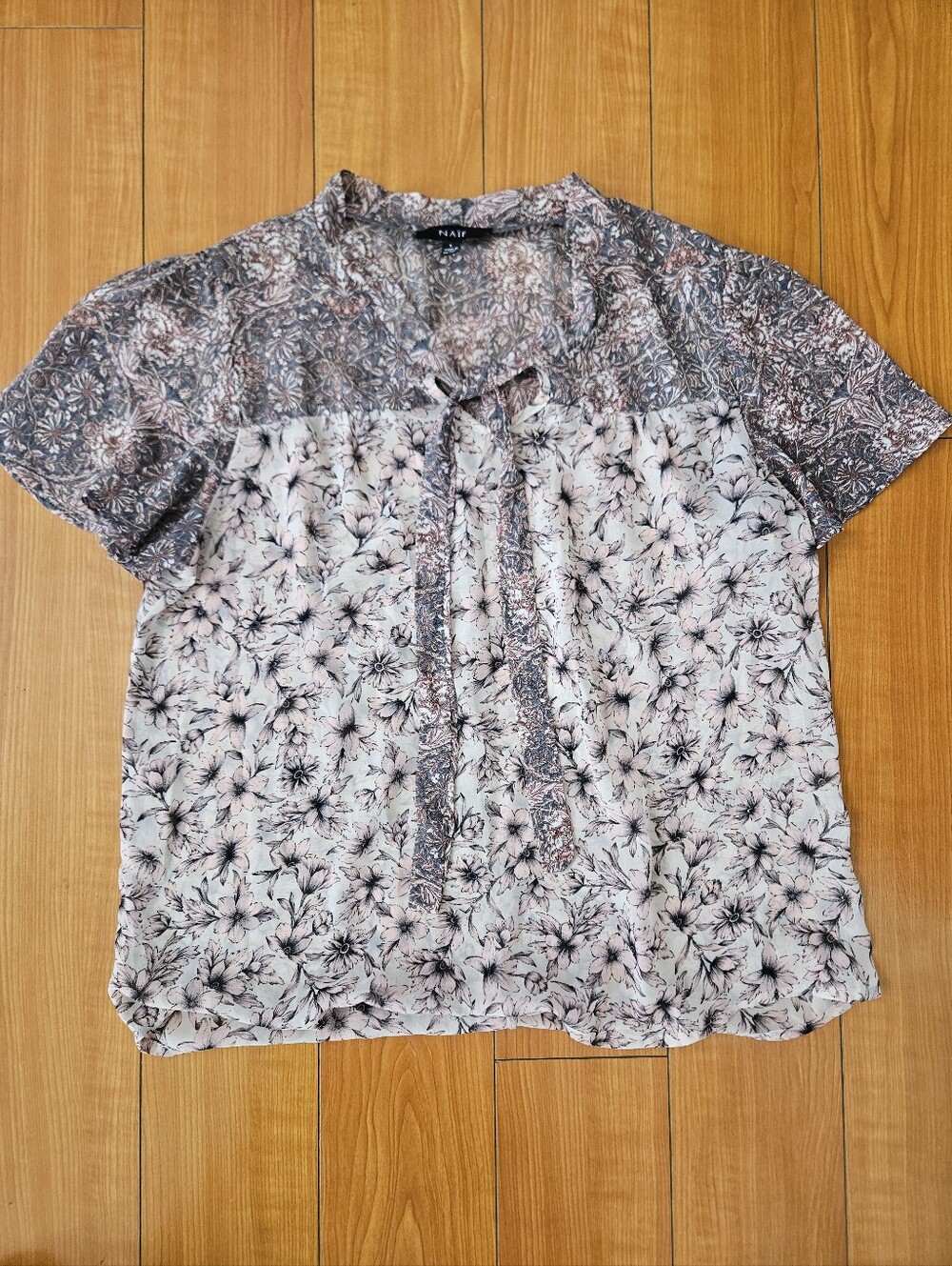 NEVER WORN! NAIF Pink Floral V-Neck Boho Blouse Top Sz Size Large - Picture 11 of 14